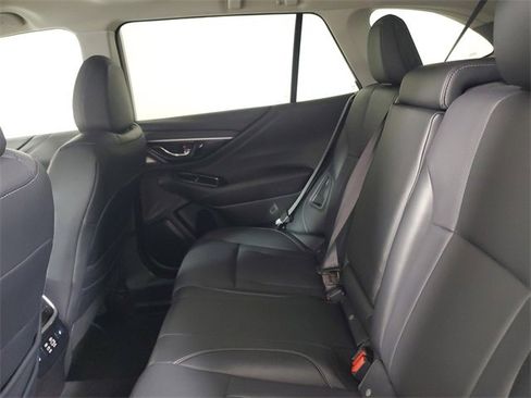 Used 2023 Subaru Outback Limited image 12