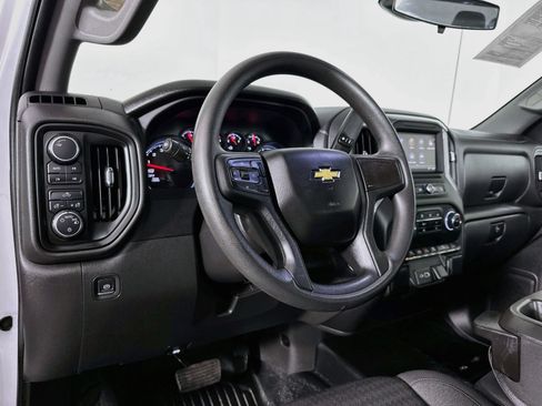 Used 2023 Chevrolet Silverado 1500 W/T w/ Z71 Off-Road Package AWD/4WD image 10