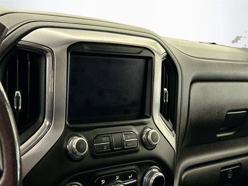 Used 2022 GMC Sierra 2500 SLT w/ SLT Convenience Package image 4