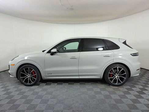 Certified 2022 Porsche Cayenne GTS AWD/4WD image 2