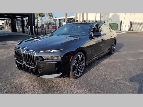 New 2025 BMW 740i 740i image 32