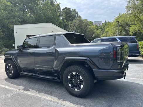 Used 2025 GMC Hummer EV 3X w/ Extreme Off-Road Package AWD/4WD image 2
