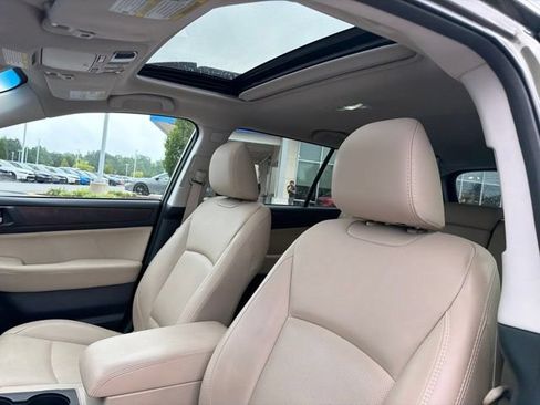 Used 2019 Subaru Outback 2.5i Limited w/ Popular Package #2 AWD/4WD image 13
