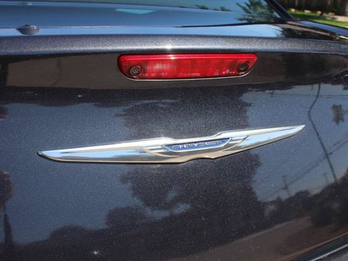 Used 2016 Chrysler 300 C AWD/4WD image 46