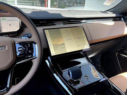 New 2026 Land Rover Range Rover Sport Dynamic SE AWD/4WD image 7