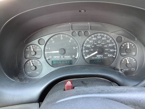 Used 2002 Chevrolet S10 Pickup 4x4 Extended Cab w/ Comfort Convenience Pkg image 34
