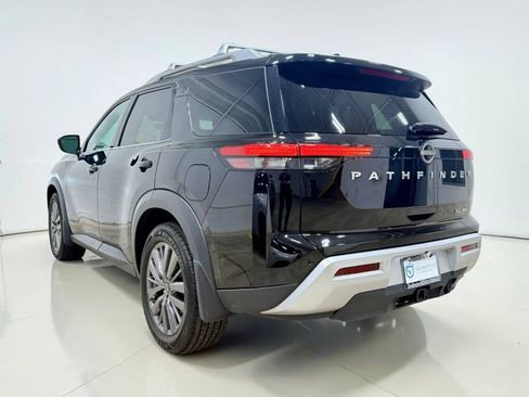 Used 2023 Nissan Pathfinder SL w/ SL Premium Package AWD/4WD image 15