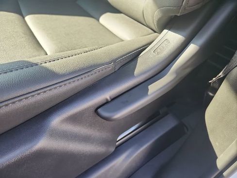 New 2026 GMC Sierra 2500 Pro w/ Convenience Package image 17