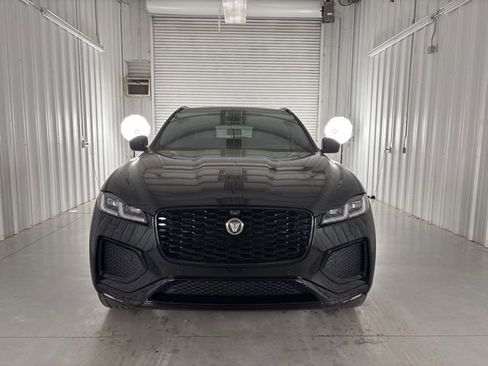 Used 2026 Jaguar F-PACE R-Dynamic S image 3