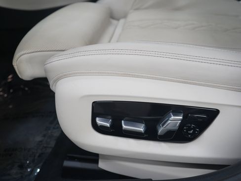 Used 2021 BMW 540i xDrive w/ Executive Package AWD/4WD image 24