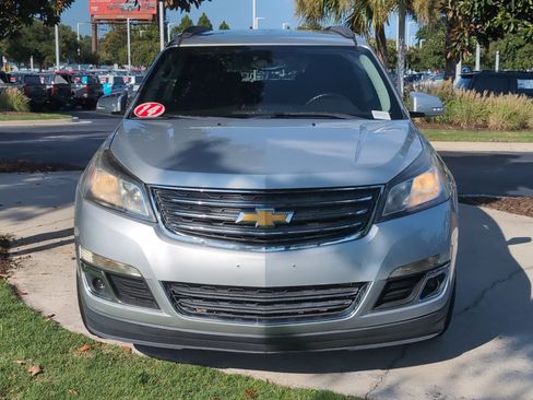 Used 2014 Chevrolet Traverse LT AWD/4WD image 3