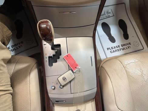 Used 2009 Toyota Avalon Limited FWD image 30