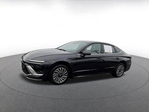 Used 2025 Hyundai Sonata SEL FWD image 7