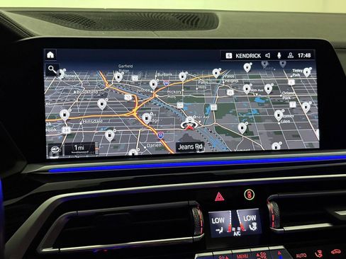 Used 2020 BMW X7 xDrive40i w/ M Sport Package AWD/4WD image 36