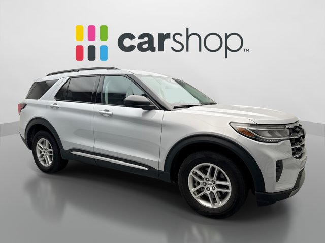 Used 2025 Ford Explorer Active AWD/4WD image 7
