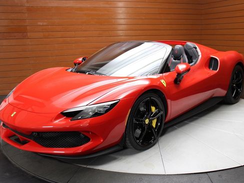 Used 2025 Ferrari 296 GTS image 66