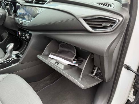 Used 2023 Buick Encore GX Preferred image 38