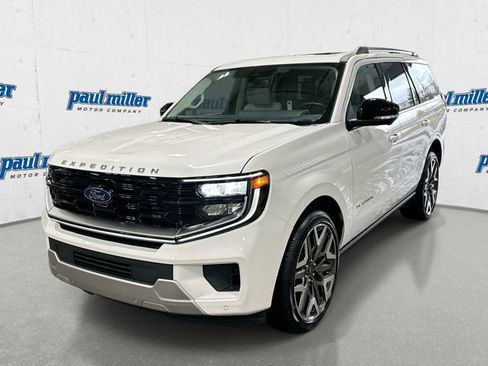 New 2026 Ford Expedition Platinum w/ Platinum Ultimate Package image 1