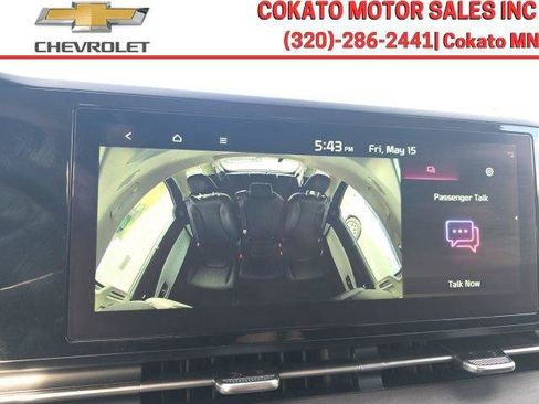 Used 2024 Kia Carnival EX FWD image 41