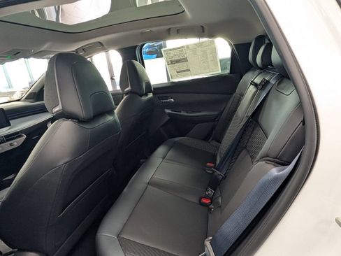New 2026 Nissan Leaf Platinum+ w/ Cargo Package (Platinum+) FWD image 11