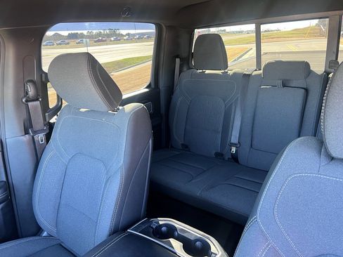 Used 2021 RAM 1500 Big Horn image 19