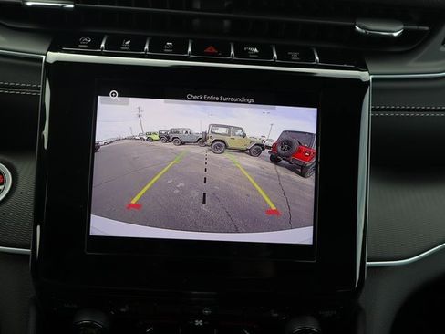 New 2025 Jeep Grand Cherokee L Altitude image 15