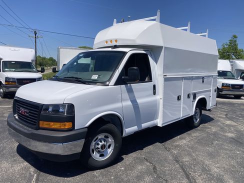 New 2024 GMC Savana 3500 w/ Power Convenience Package RWD image 1