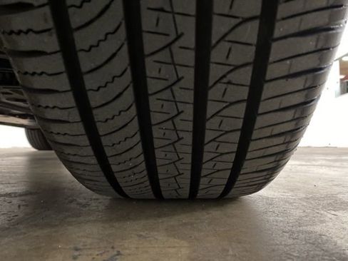 Used 2025 Volvo XC60 B5 Core image 97