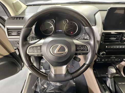 Used 2023 Lexus GX 460 Premium w/ Premium Plus Package image 11