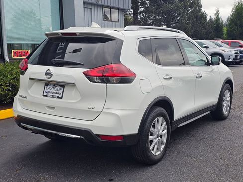 Used 2018 Nissan Rogue SV FWD image 7