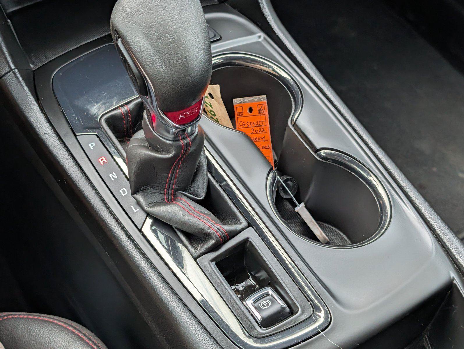 Certified 2022 Chevrolet Equinox RS w/ RS Leather Package FWD image 20
