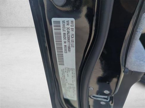 New 2026 Jeep Compass Latitude image 16