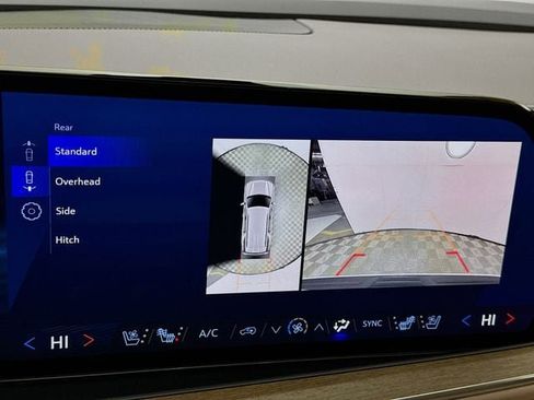 Used 2025 Chevrolet Tahoe High Country image 16