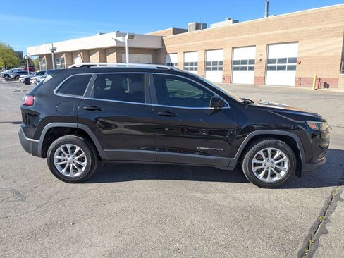 Used 2019 Jeep Cherokee Latitude w/ Popular Appearance Group FWD image 6