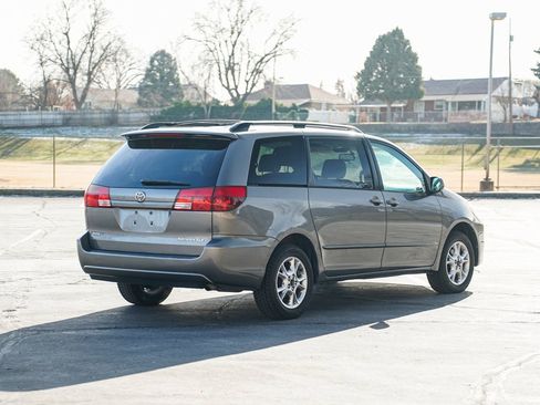 Used 2004 Toyota Sienna XLE image 5