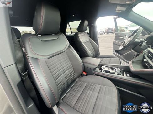 Used 2025 Ford Explorer ST-Line w/ ST-Line Street Pack image 27