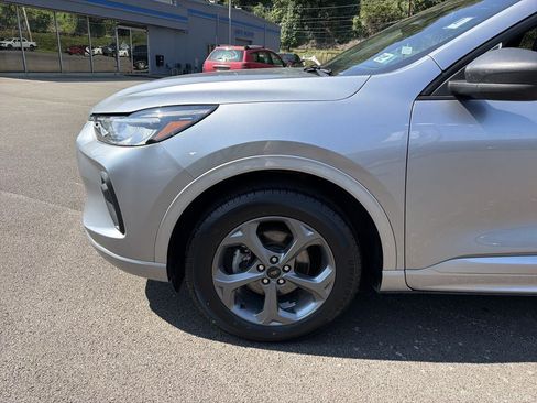 Used 2024 Ford Escape ST-Line AWD/4WD image 9