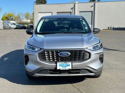 Certified 2024 Ford Escape Active AWD/4WD image 8