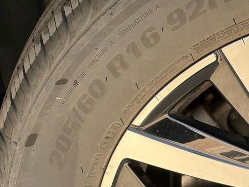 Used 2025 Volkswagen Jetta S FWD image 7