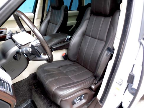 Used 2016 Land Rover Range Rover HSE AWD/4WD image 14