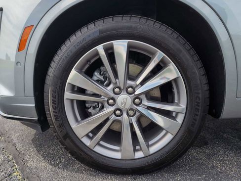 Used 2025 Cadillac XT6 Premium Luxury w/ Platinum Package AWD/4WD image 20