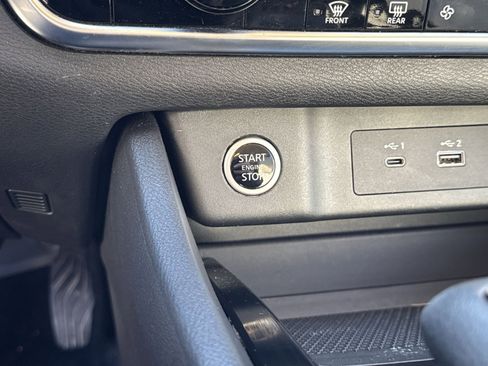 Used 2021 Nissan Rogue SV image 23