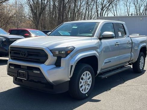 New 2026 Toyota Tacoma SR5 AWD/4WD image 3