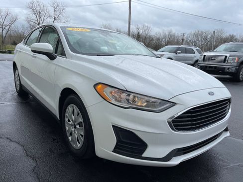 Used 2020 Ford Fusion S FWD image 4