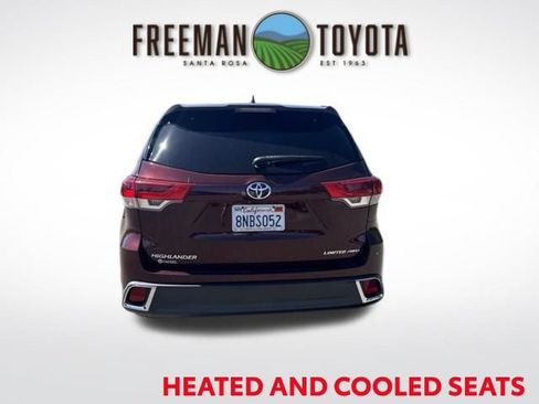 Used 2019 Toyota Highlander Limited AWD/4WD image 6