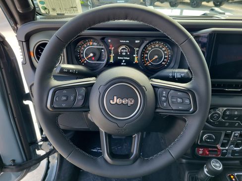 New 2026 Jeep Gladiator Mojave AWD/4WD image 19