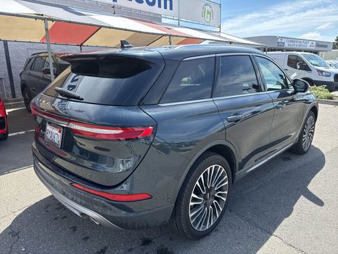 Used 2021 Lincoln Corsair Reserve w/ Equipment Group 201A FWD image 5