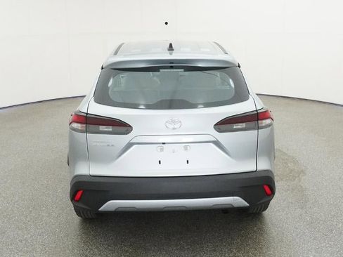 New 2026 Toyota Corolla Cross L image 7