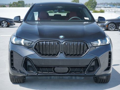 New 2026 BMW X6 xDrive40i w/ Premium Package AWD/4WD image 2