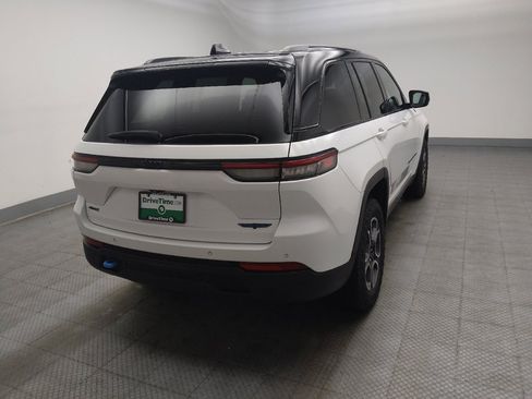 Used 2022 Jeep Grand Cherokee Trailhawk AWD/4WD image 9